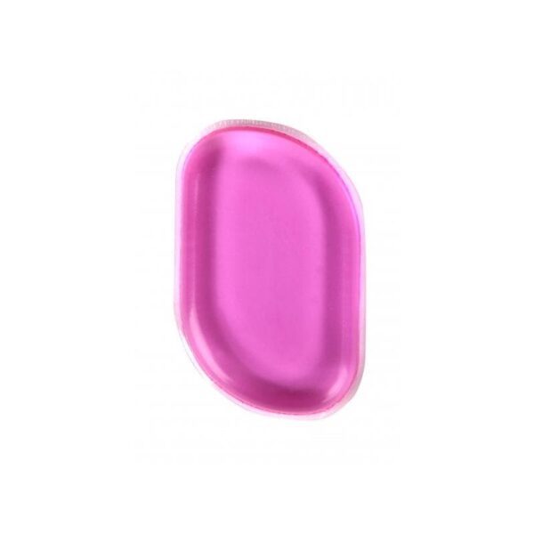 BYS Silikoonist meigisvamm Oval Pink Silikoonist meigisvamm on ideaalse kujuga, et meik sujuvalt näole kanda. Saavutad veatu ja hajutatud lõpptulemuse. 100% silikoonist svamm ei ummista poore, on ultra-hügieeniline, kauakestev ning ei kogu endasse meigitoodete jääke. Sobib vedelate ja kreemjate jumestustoodete pealekandmiseks. Vajadusel võid lõppviimistluseks kasutada meigisvammi või pintslit.