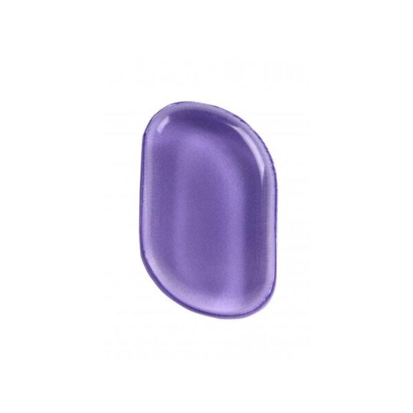 BYS Silikoonist meigisvamm Ultimate 2 in 1 Oblong Mauve Silikoonist meigisvamm on ideaalse kujuga, et meik sujuvalt näole kanda. Saavutad veatu ja hajutatud lõpptulemuse. 100% silikoonist svamm ei ummista poore, on ultra-hügieeniline, kauakestev ning ei kogu endasse meigitoodete jääke. Sobib vedelate ja kreemjate jumestustoodete pealekandmiseks. Vajadusel võid lõppviimistluseks kasutada meigisvammi või pintslit.