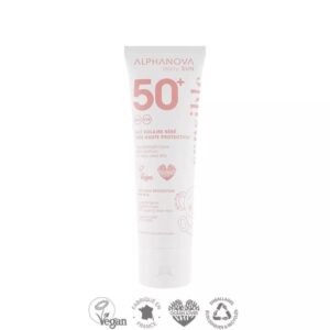 Päikesekreem ei jäta nahale valget kihti. Päikesekreem sisladab lisaks kaitsvale filtrile hooldavat vaarikaseemneõli, jojoba- ja päevalilleseemneõli. Toode sobib kasutamiseks alates sünnist. Vegan. Ei ole testitud loomade. Ei ohusta merevee ökosüsteeme. Ei jäta nahka rasvaseks ega kleepuvaks. Väga mugav nahal hajutada. Uus iluinnivatsioon Alphanovalt! Päikesekreem, mis pakub kaks korda kõrgemat kaitset UVA päikesekiirguse eest, kui seda nõuavad Euroopa standardid. Veekindel! SPF50+ päikesekreem pakub kaitseb UVA ja UVB kahjulike päikesekiirte eest jätmata kehale valgeid jälgi. Päikesekaitset pakub uue põlvkonna filter Trinosorb S, mis on ohutu nahale, merekeskkonnale, suurtele ja väikestele (https://incidecoder.com/ingredients/bis-ethylhexyloxyphenol-methoxyphenyl-triazine) Kreem ei sisalda lõhnaaineid ja sobib kasutamiseks beebidele, lastele ja tundliku nahaga inimestele. Toode on vegan. Ei jäta nahale valget kihti. Väga mugav hajutada. ei jäta nahka rasvaseks ega kleepuvaks. Toote koostiosad on pestitsiidide ja GMO vabad. Toodet ei ole testitud loomadel. Päikesekreem on liiva ja veekindel. Vaatamata sellele soovitame päikesekreemi nahal uuendada iga paari tunni tagant. Lisaks ohutule päikesefiltrile on kreemis mitmed nahale pai tegevad koostisosad: aloe vera – nahka taastava, kaitsva, niisutava ja hooldava omadusega. Põletikuvastase toimega. jojobaõli, pehmendab ja niisutab nahka, rahustava ja taastava omadusega, kaitseb nahka kuivamise eest päevalilleseemneõli – kaitseb niiskuskao eest ja taastab nahka e-vitamiin – kaitseb vananemise eest. vaarikaseemneõli – taastab, pehmendab ja niisutab nahka